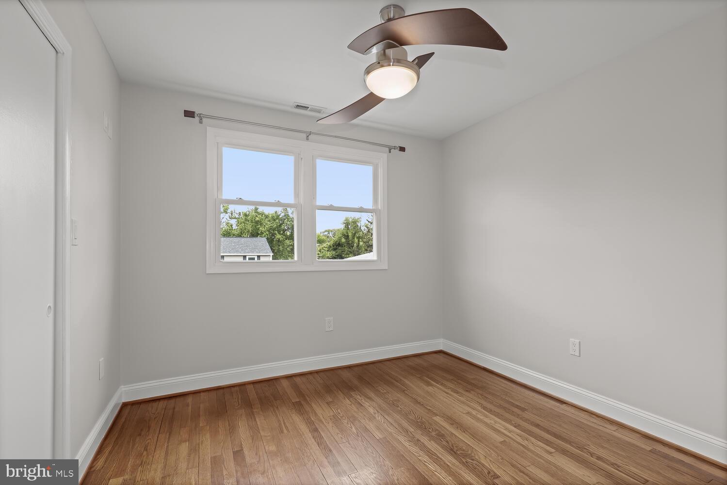 DULANEY VILLAGE - Residential