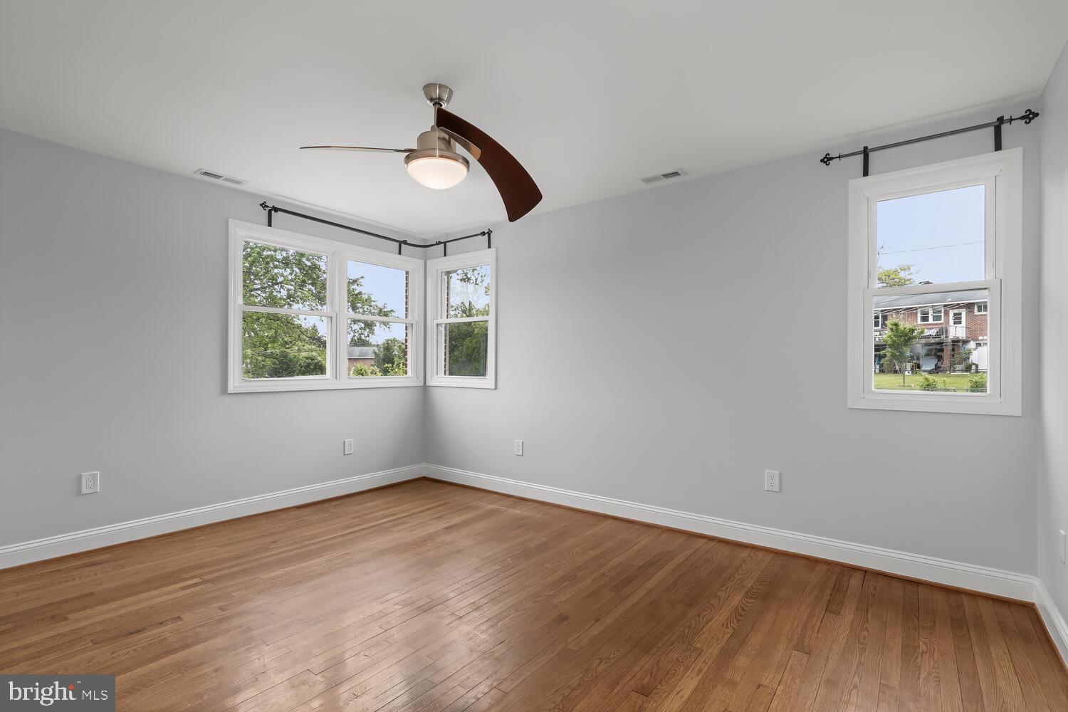 DULANEY VILLAGE - Residential