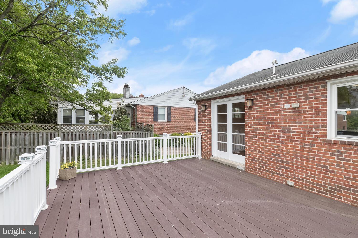 DULANEY VILLAGE - Residential