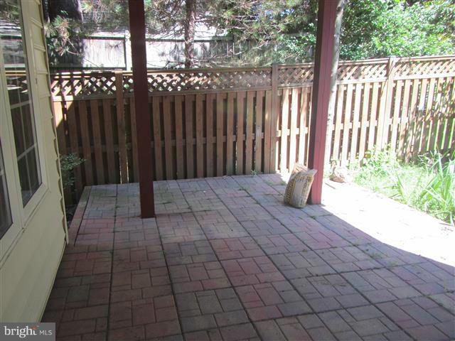 STONE CREEK CROSSING - Residential Lease