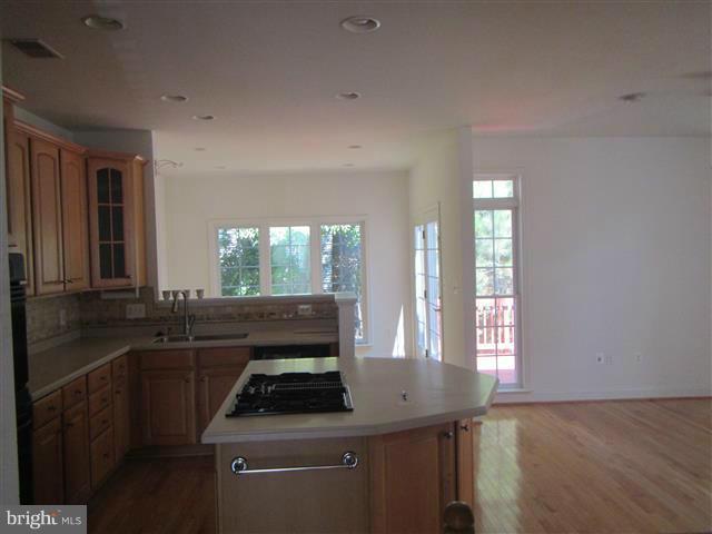 STONE CREEK CROSSING - Residential Lease