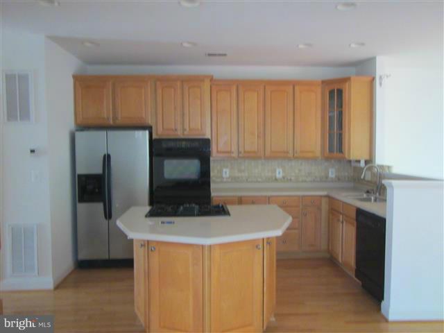 STONE CREEK CROSSING - Residential Lease