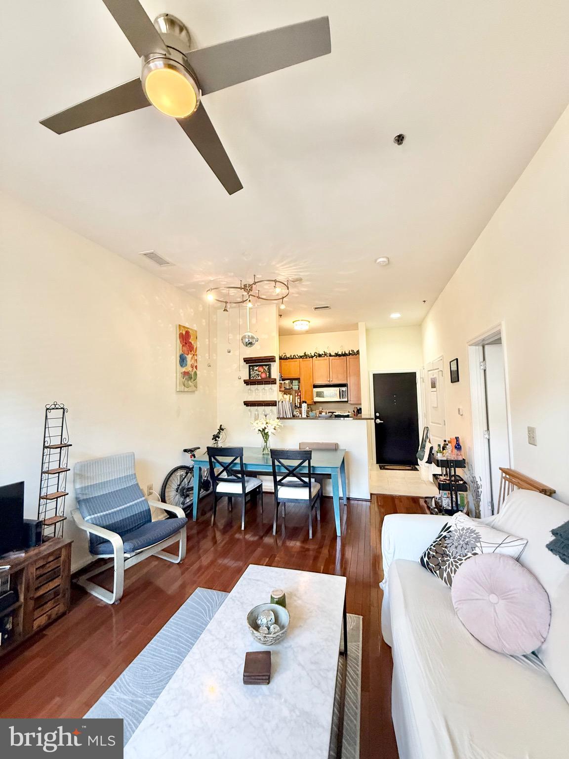 309 HOLLAND LANE 139