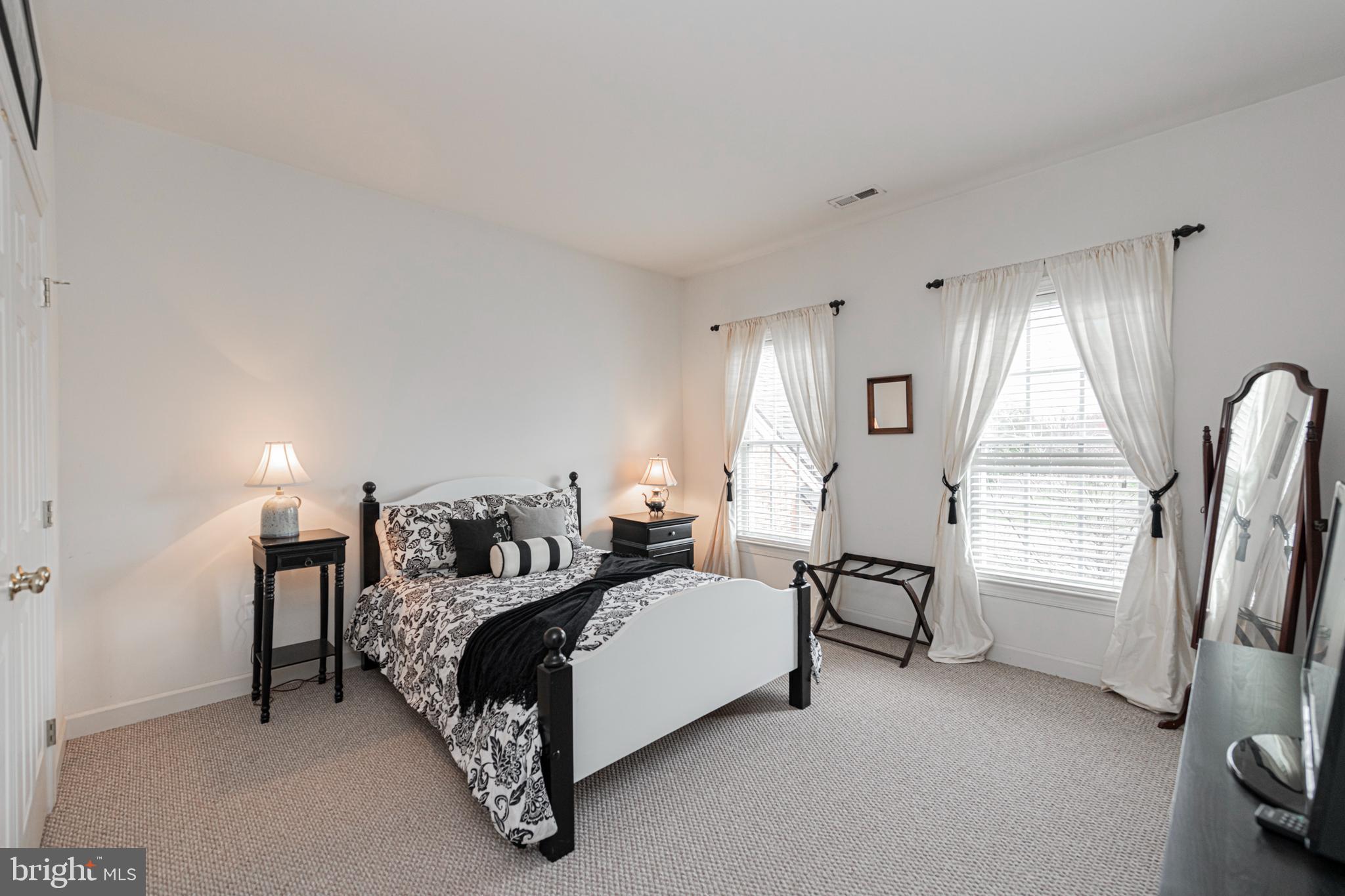 HIDDEN GLEN - Residential