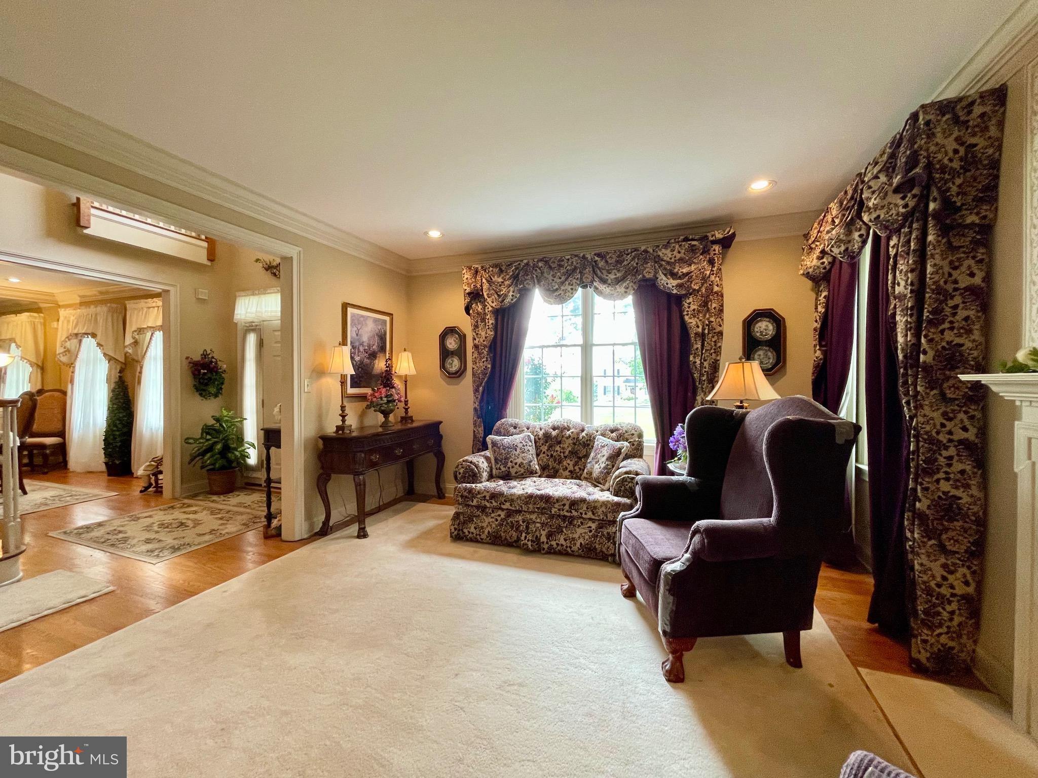 1 EAGLEVIEW LANE