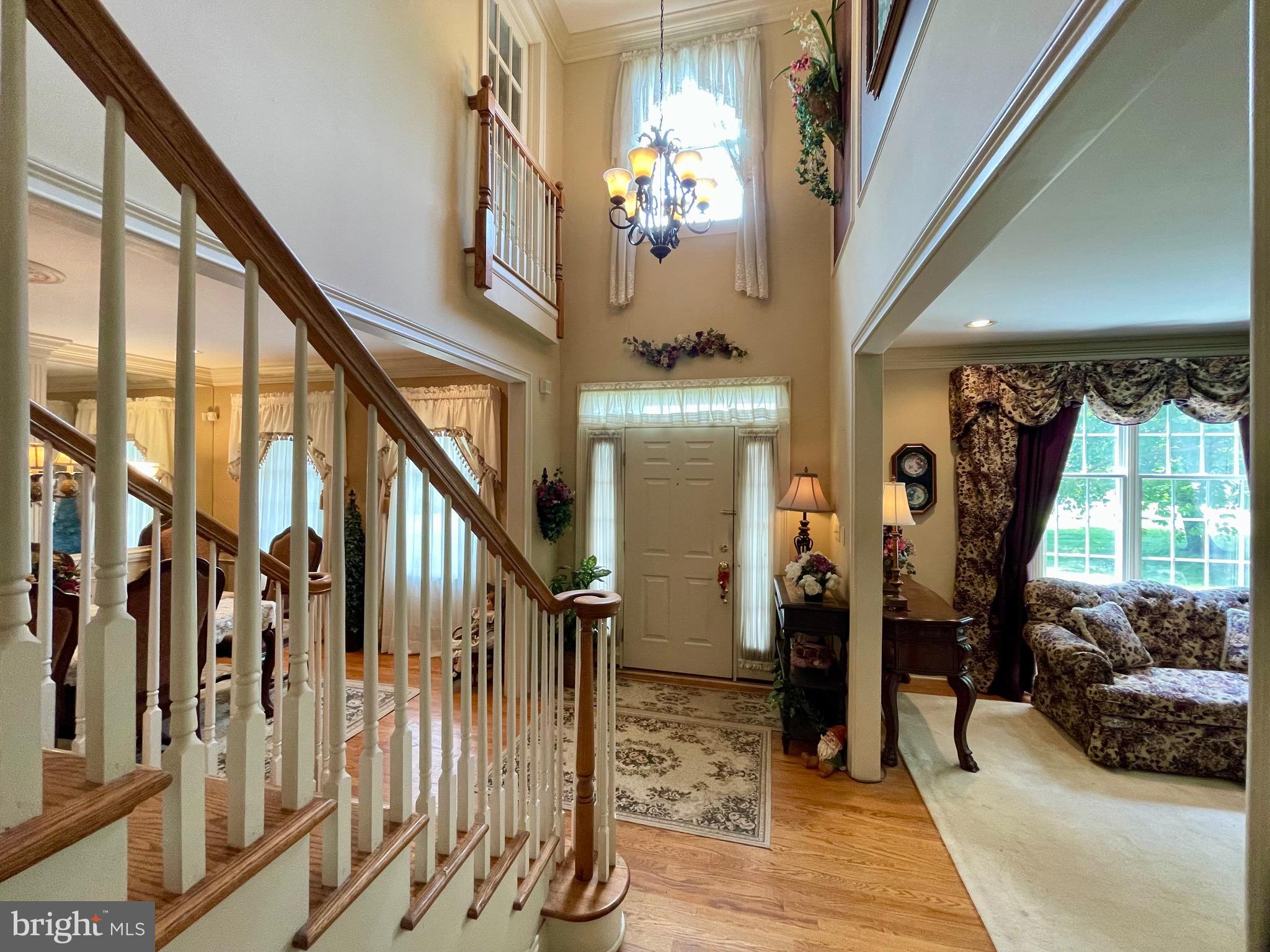 1 EAGLEVIEW LANE