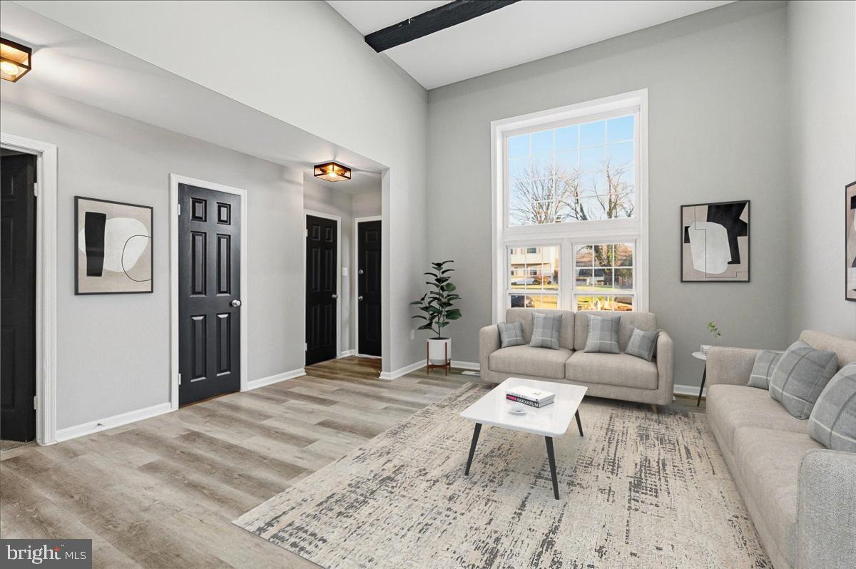 POINT OF WOODS - Residential