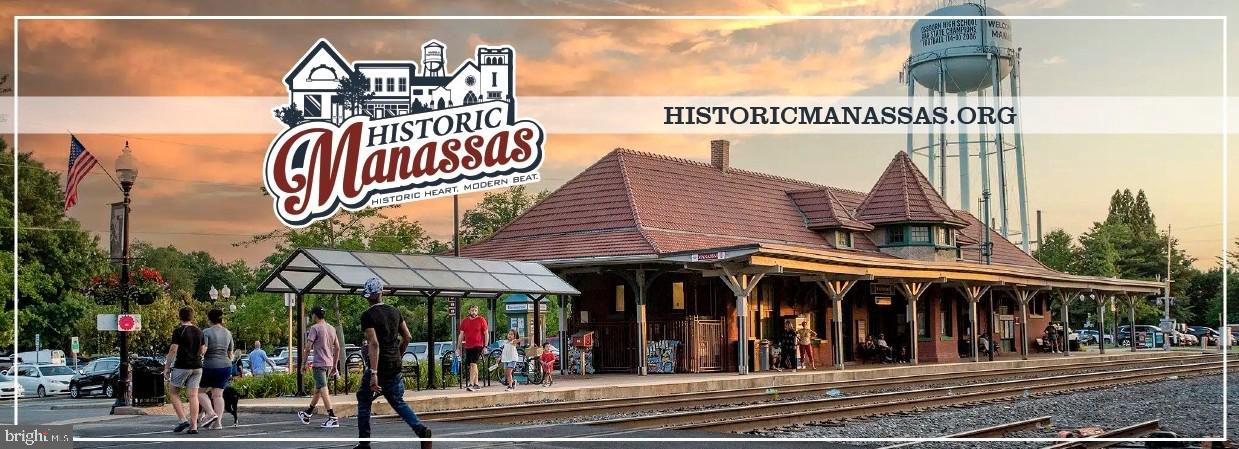 POINT OF WOODS - Residential