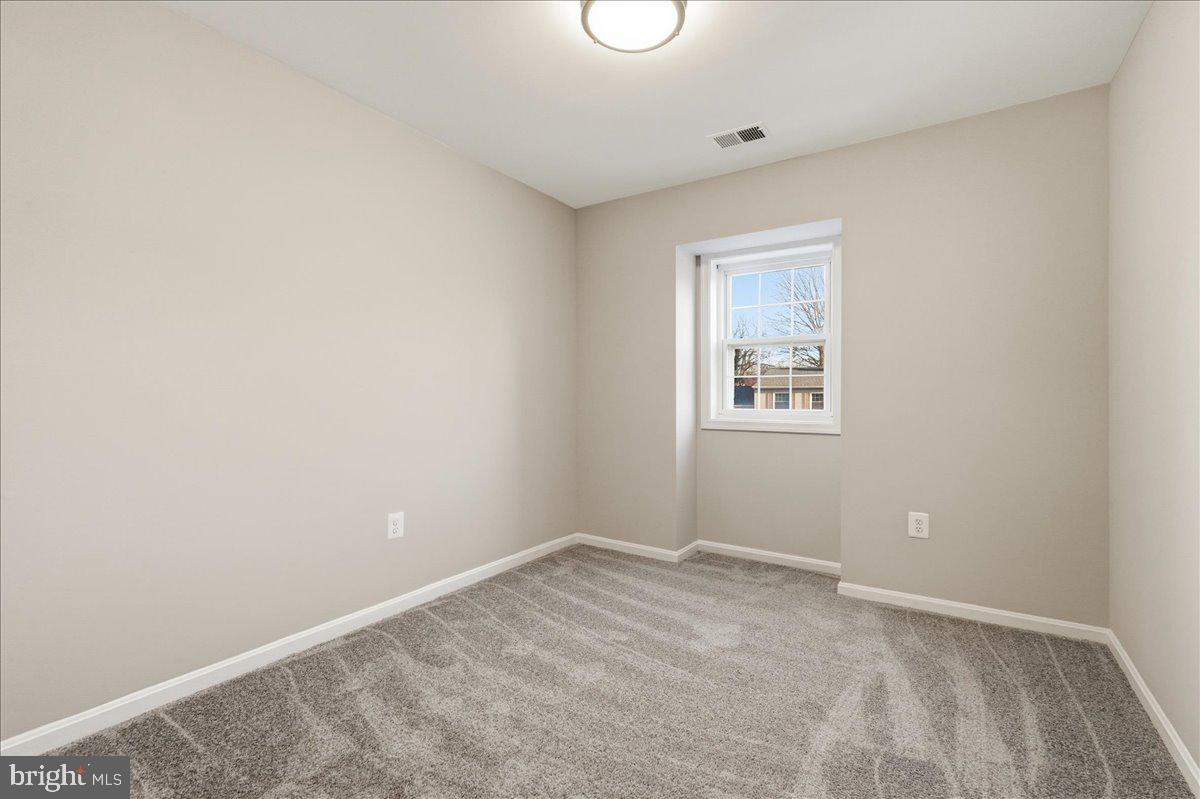 POINT OF WOODS - Residential