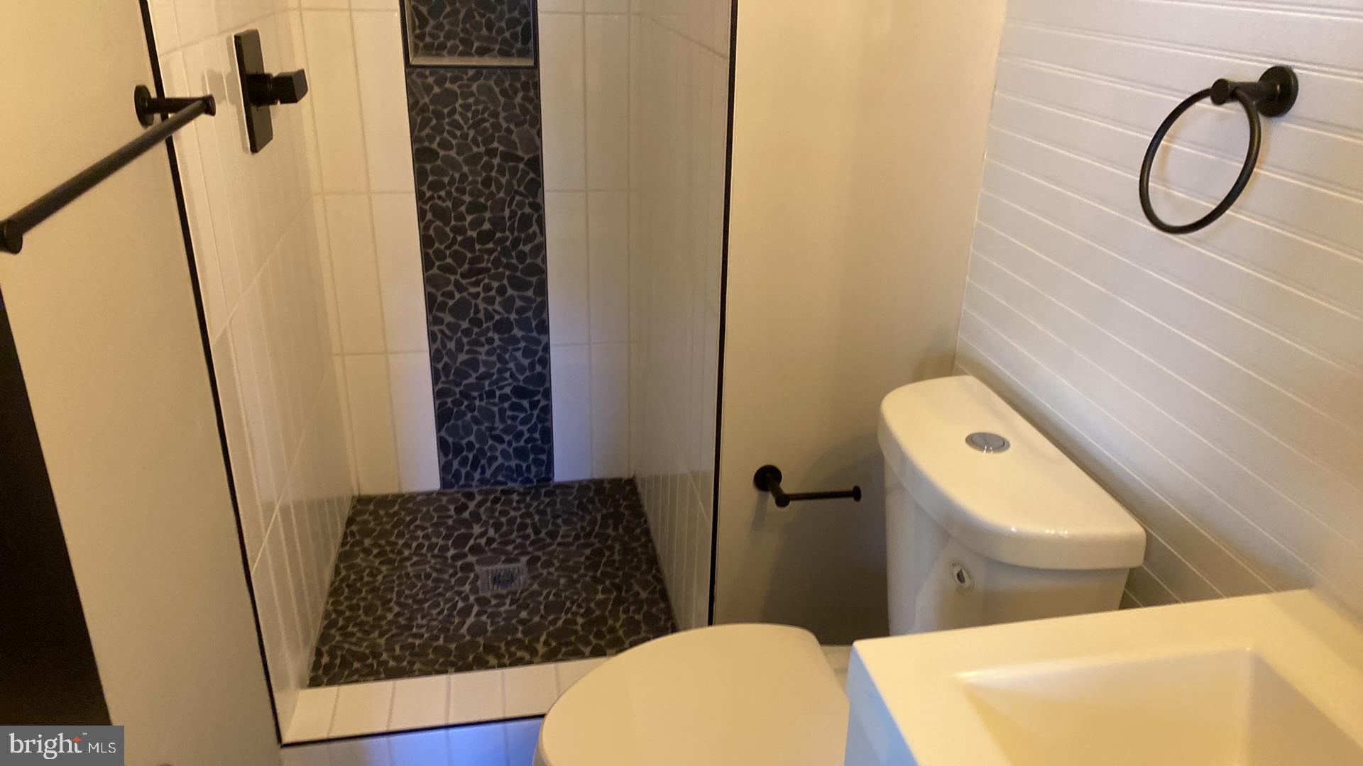 POINT OF WOODS - Residential