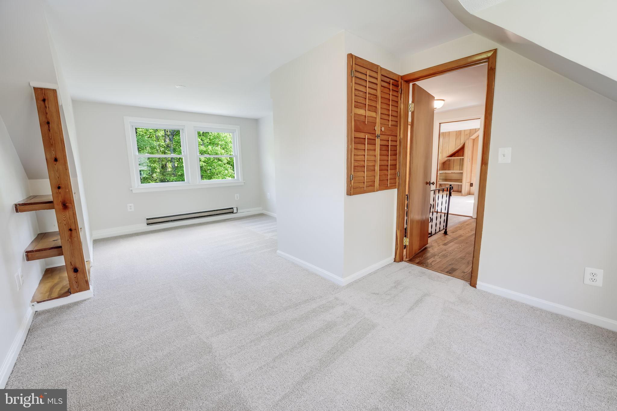 FAIRFAX  WOODS - Residential