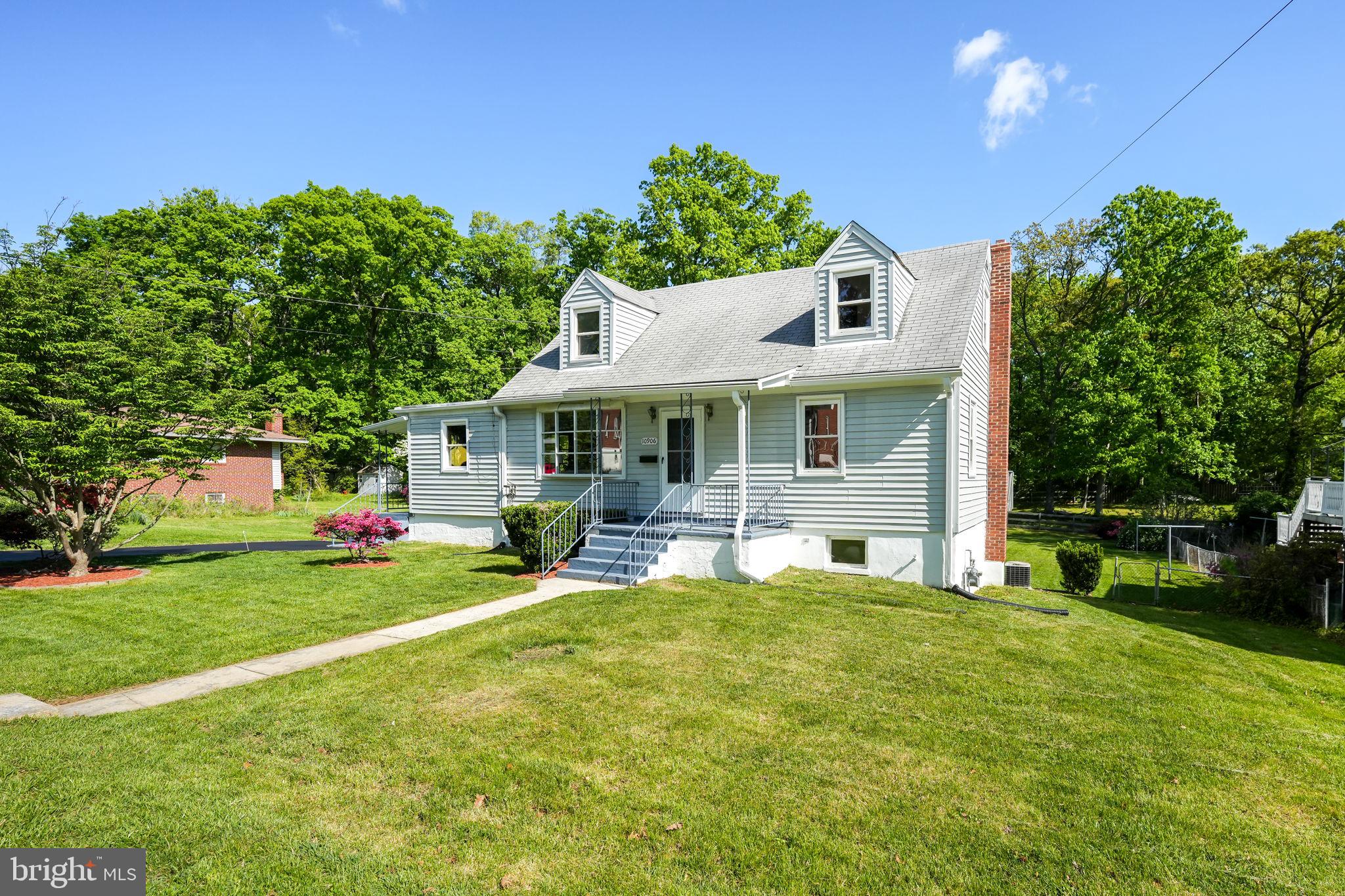 FAIRFAX  WOODS - Residential