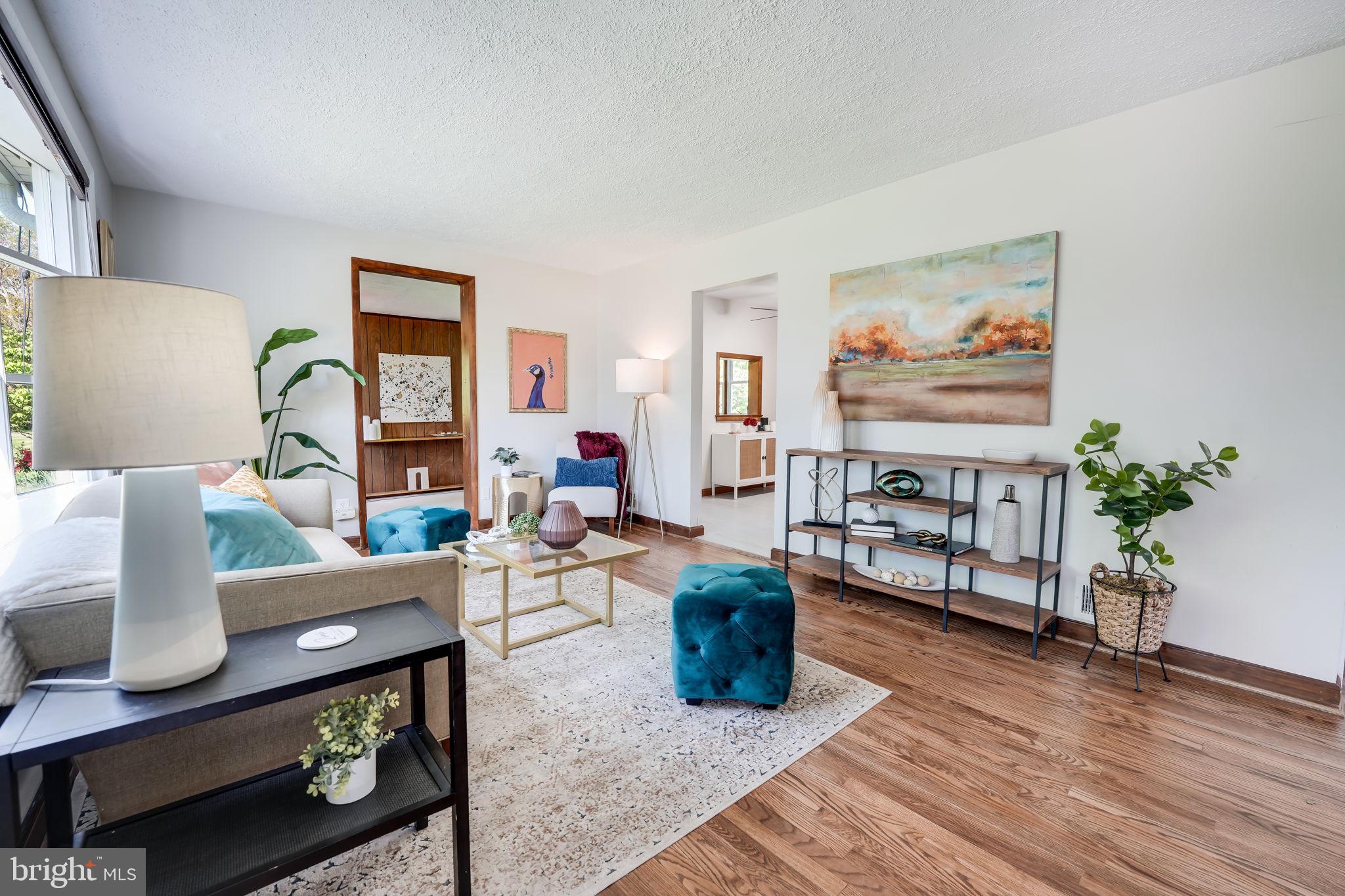 FAIRFAX  WOODS - Residential