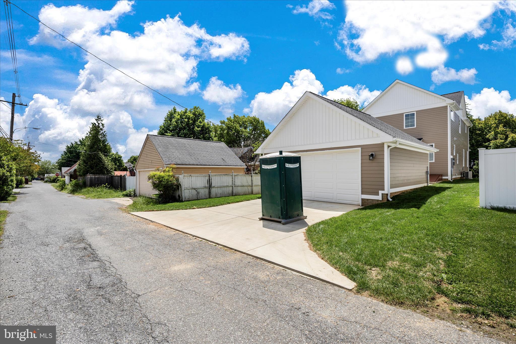DOWNTOWN FREDERICK - Residential