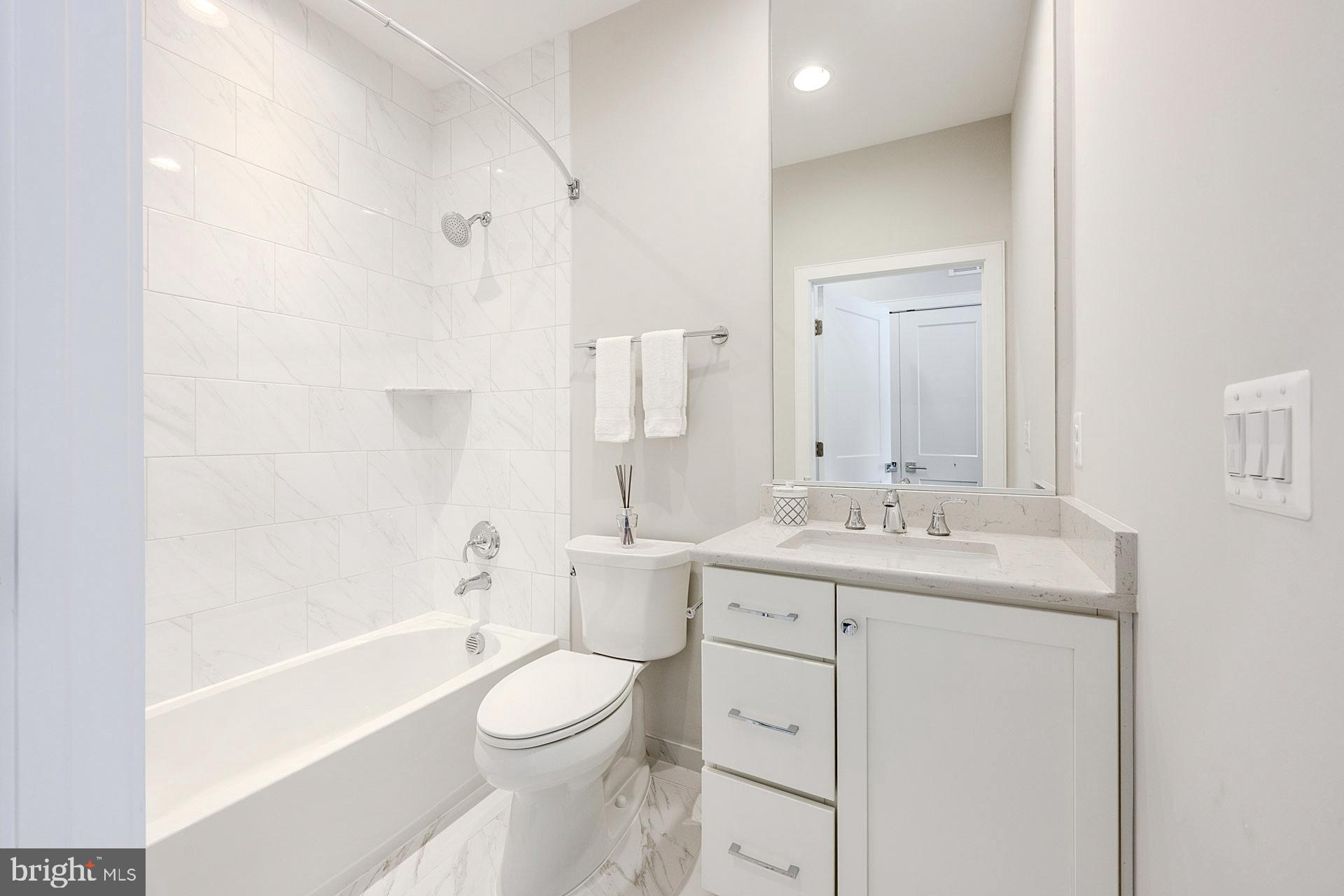 GROSVENOR PARK - Residential Lease