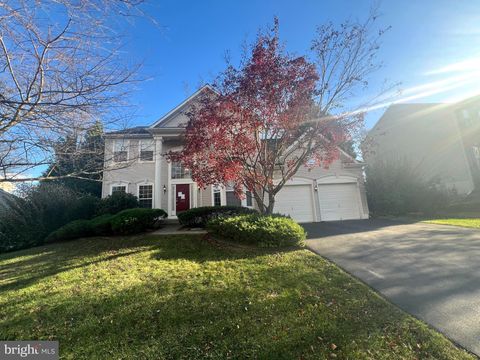 419 CREST LANE WESTMINSTER MD 21157