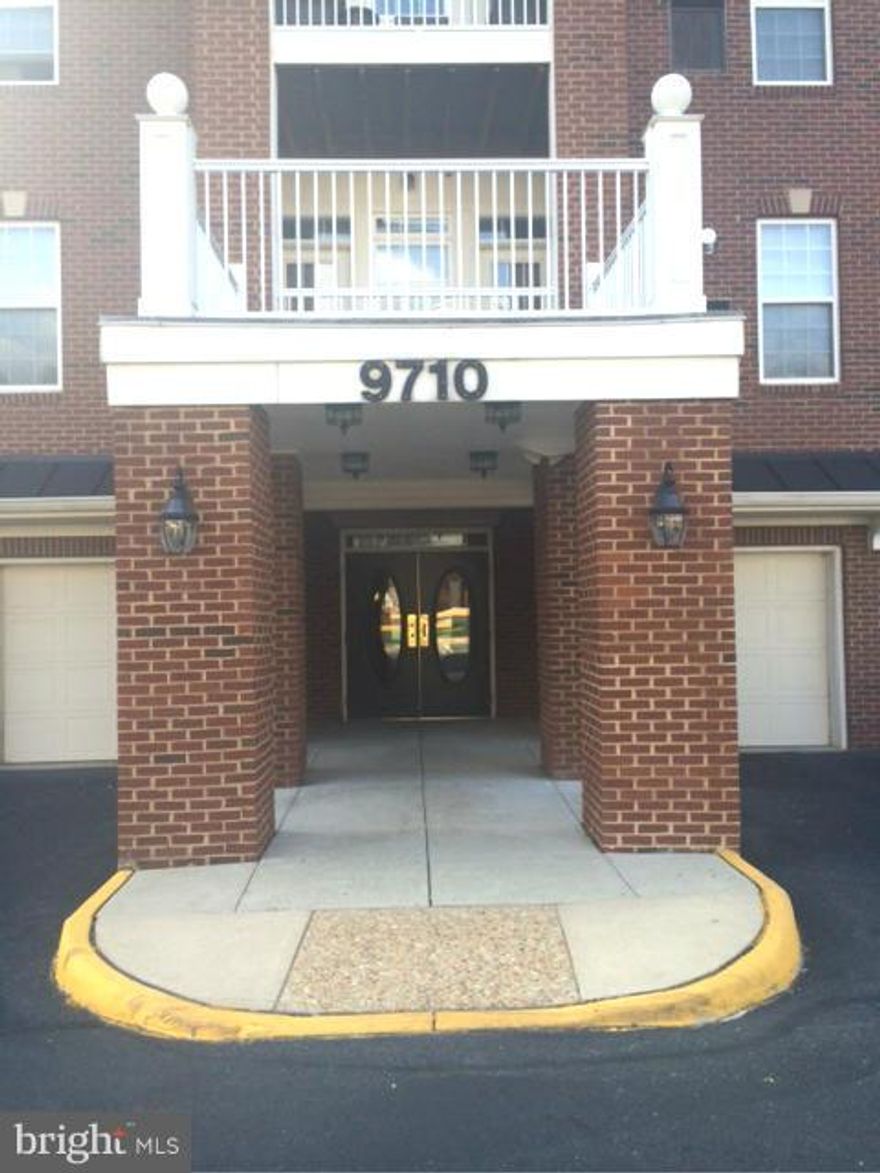 Gorgeous 4th floor condo in The Reserve!Brand new carpeting throughout..2 bedrooms,2 full baths plus den!!Spacious & bright.Large kitchen with table space and breakfast bar.Gas cooking. Patio off living room.Luxury master suite and bath with walk in closets.Full size washer and dryer 1 car garage attached to building.1 minute to VRE!!  Conv to everything - amenities too.Refundable elevator dep.