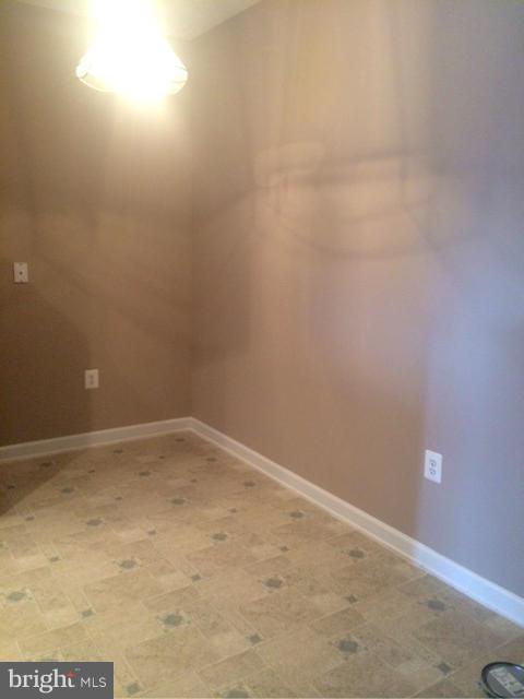 THE RESERVE CONDOMINIUMS - Residential Lease