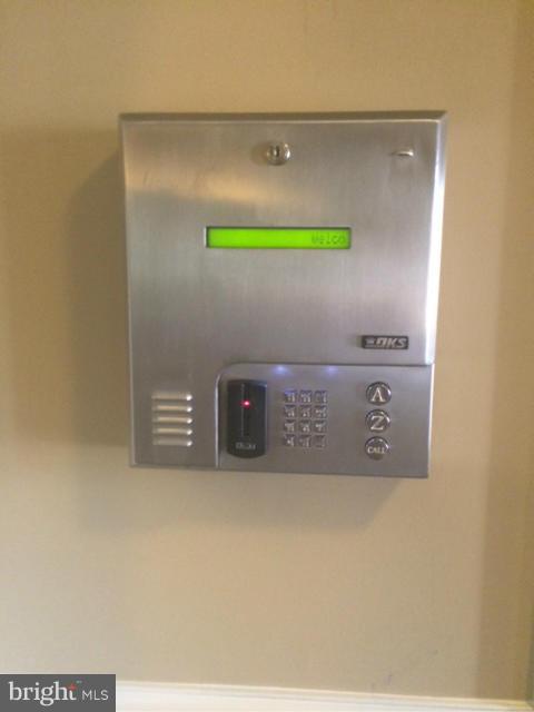 THE RESERVE CONDOMINIUMS - Residential Lease