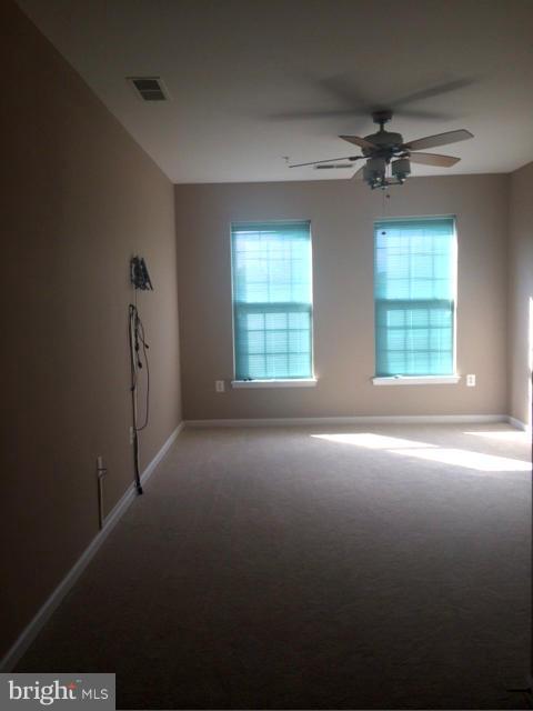 THE RESERVE CONDOMINIUMS - Residential Lease