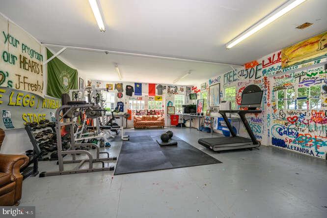 EASTON - Residential