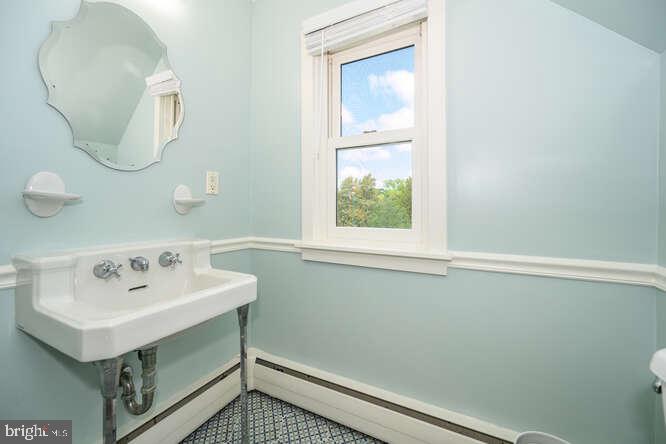 EASTON - Residential