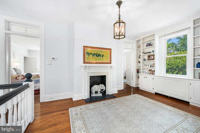 EASTON - Residential