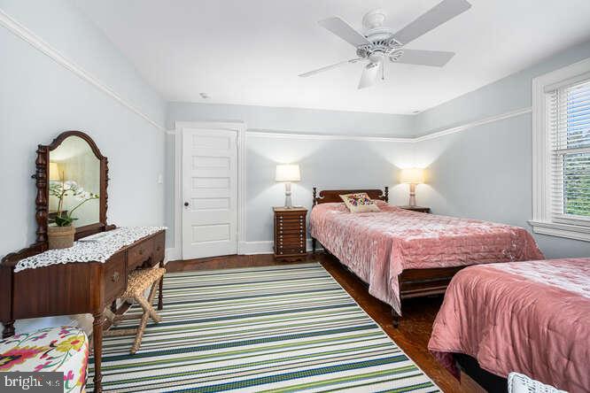 EASTON - Residential