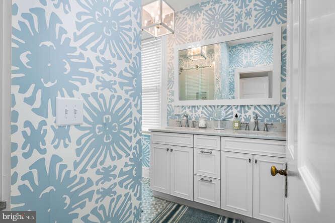 EASTON - Residential