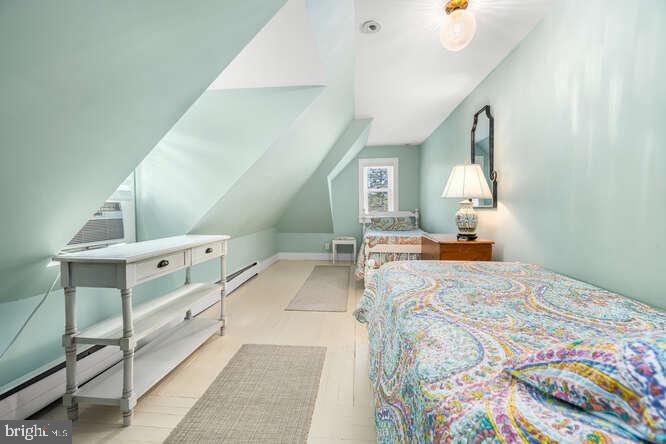 EASTON - Residential