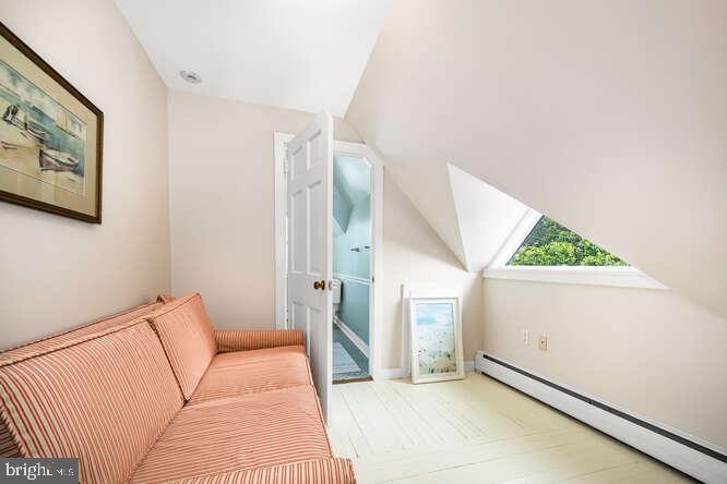 EASTON - Residential