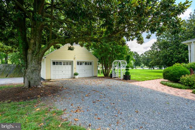 EASTON - Residential