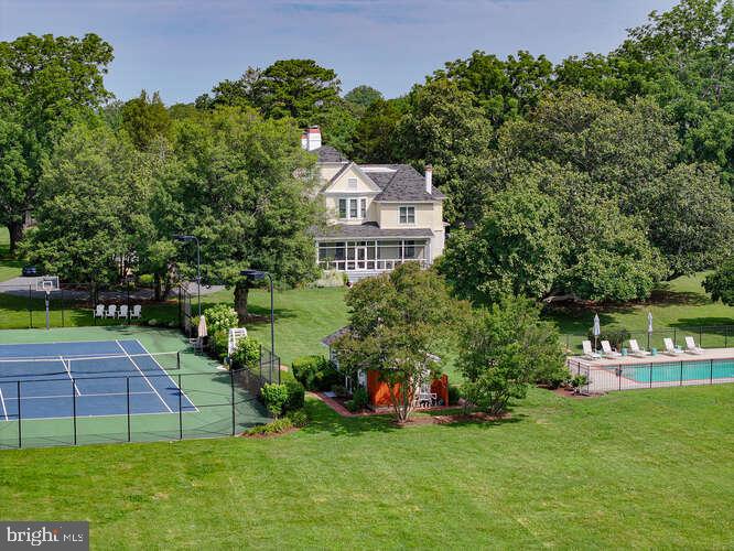 EASTON - Residential