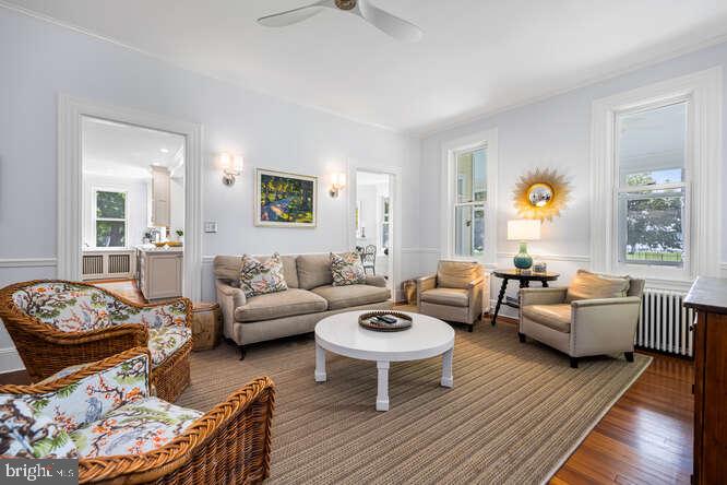 EASTON - Residential