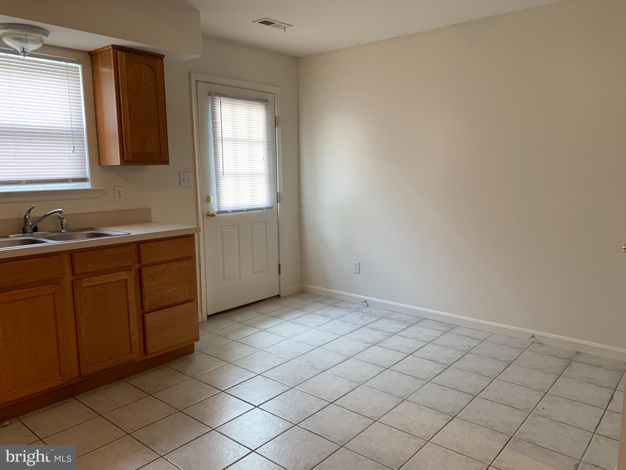 NORTH CHESAPEAKE BEACH - Residential Lease