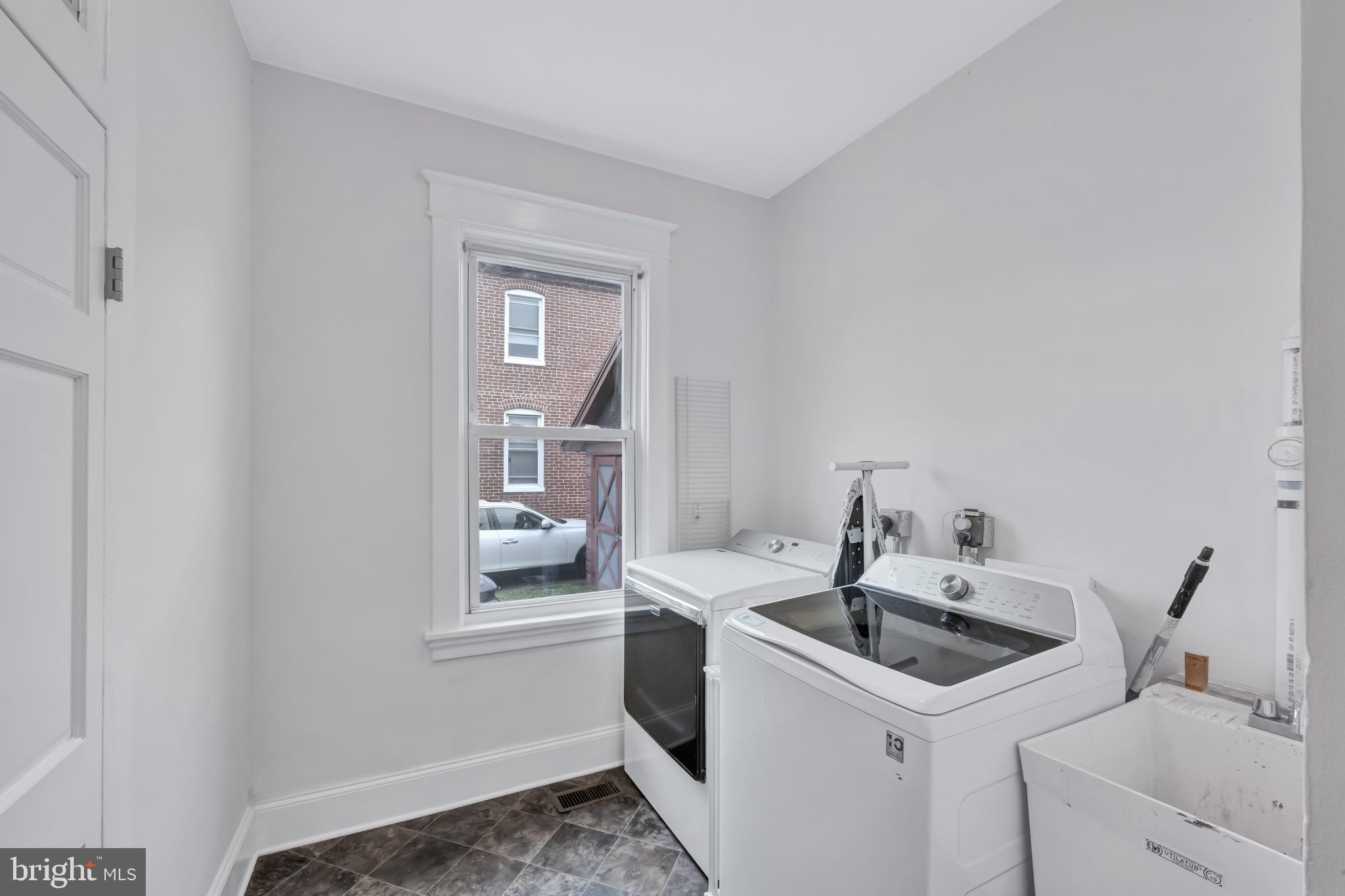 DOWNTOWN FREDERICK - Residential