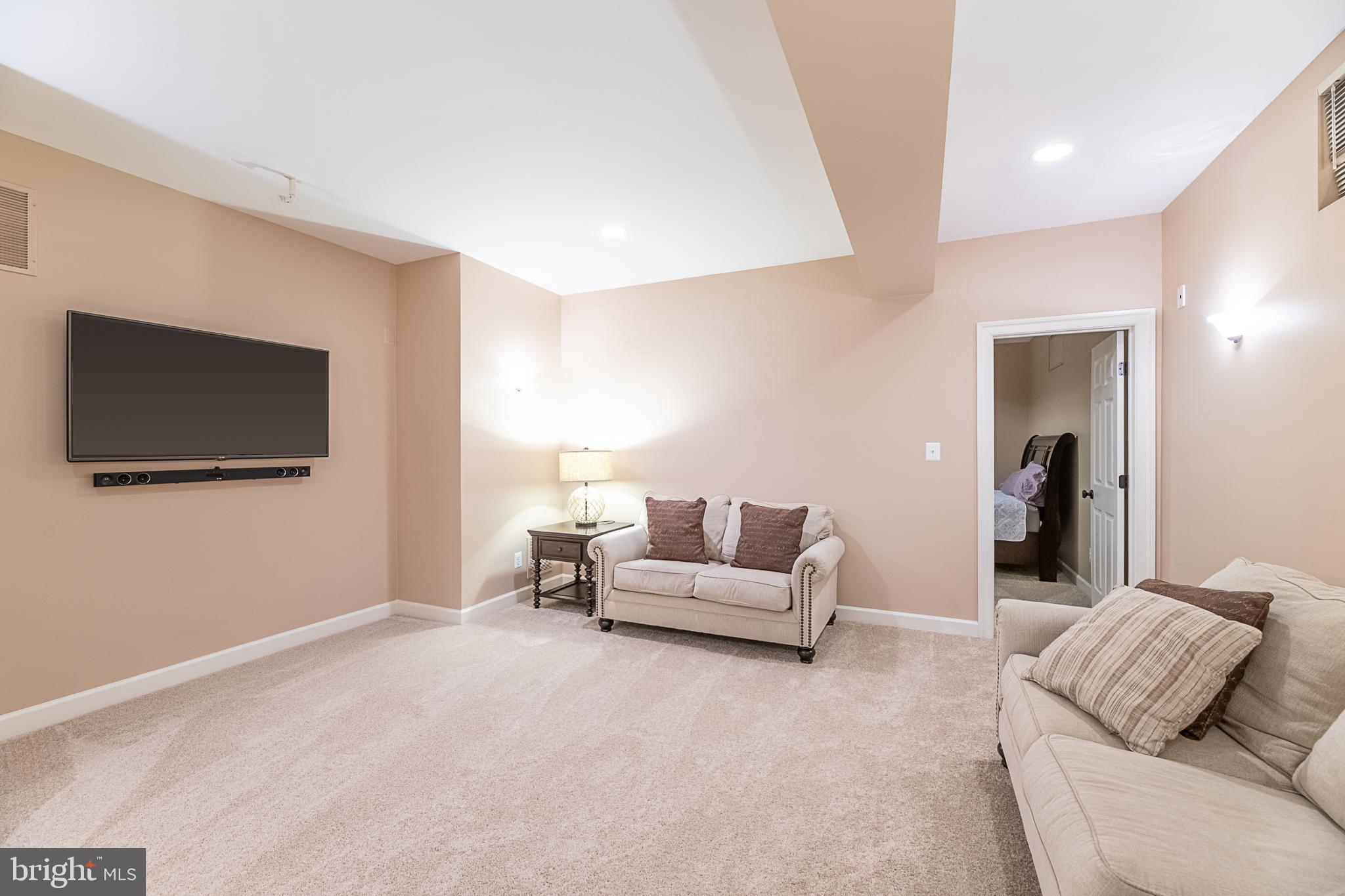 PURCELLVILLE - Residential