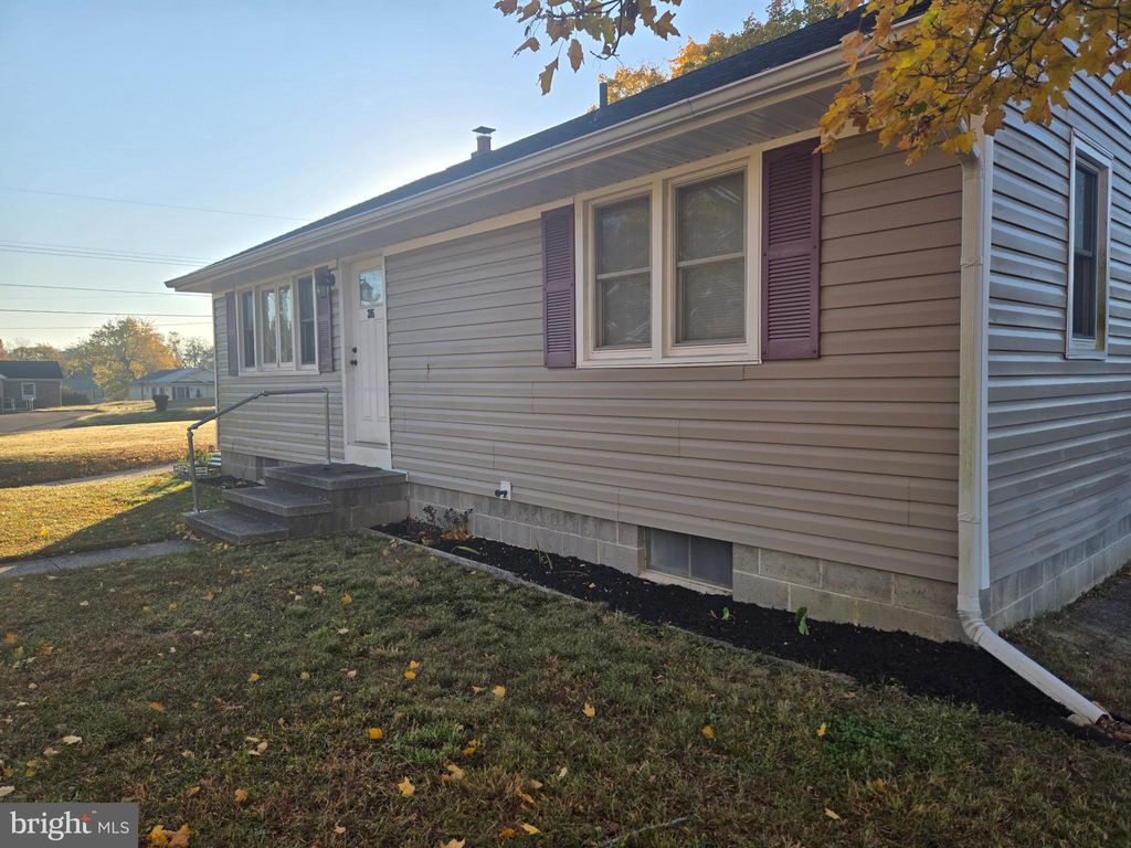 Photo of 205 Thomas Street, FREDERICA, DE 19946 (MLS # DEKT2042198)