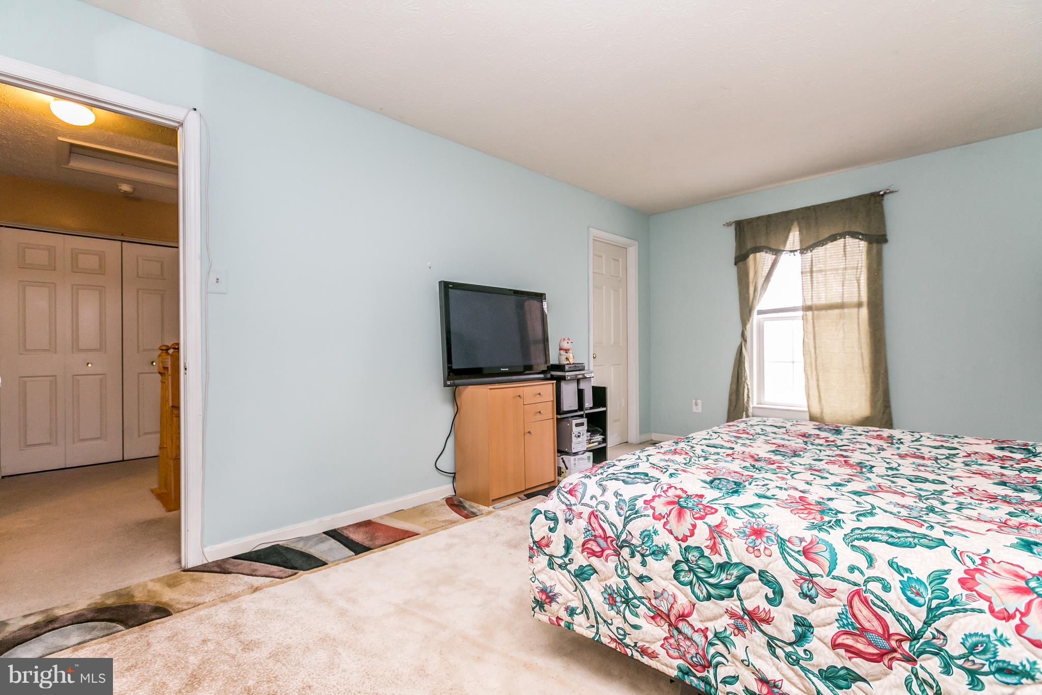 VILLAGE  OF PAINTERS MILL - Residential