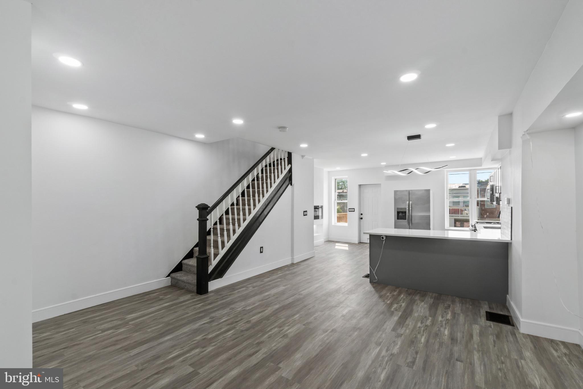 2627 GARRETT AVENUE