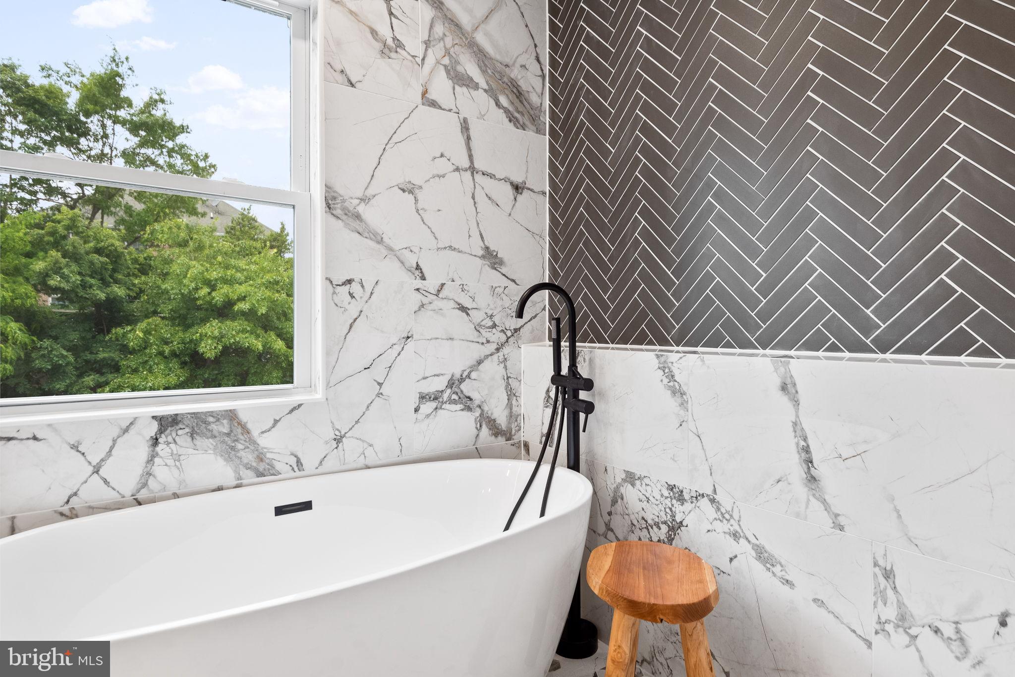 HARRISON GROVE - Residential