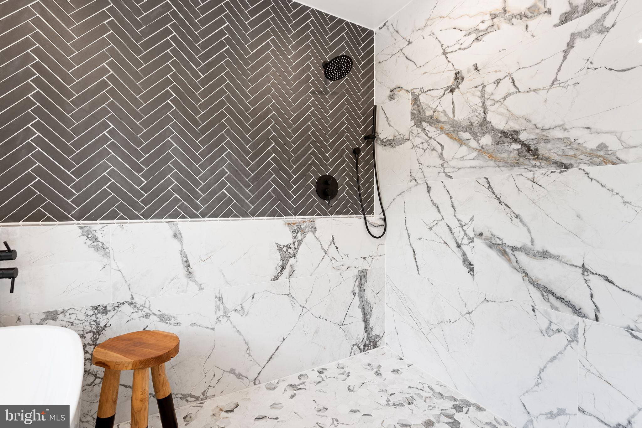 HARRISON GROVE - Residential