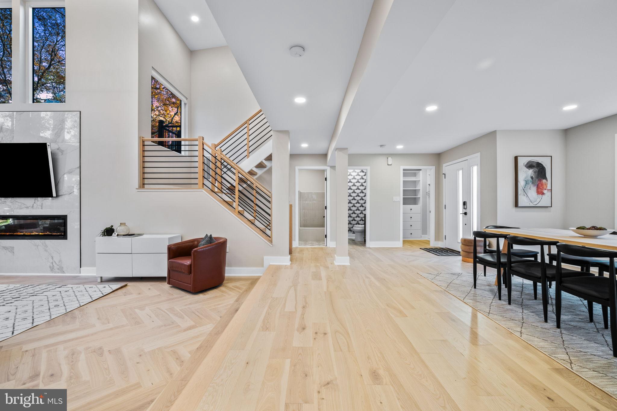 HARRISON GROVE - Residential