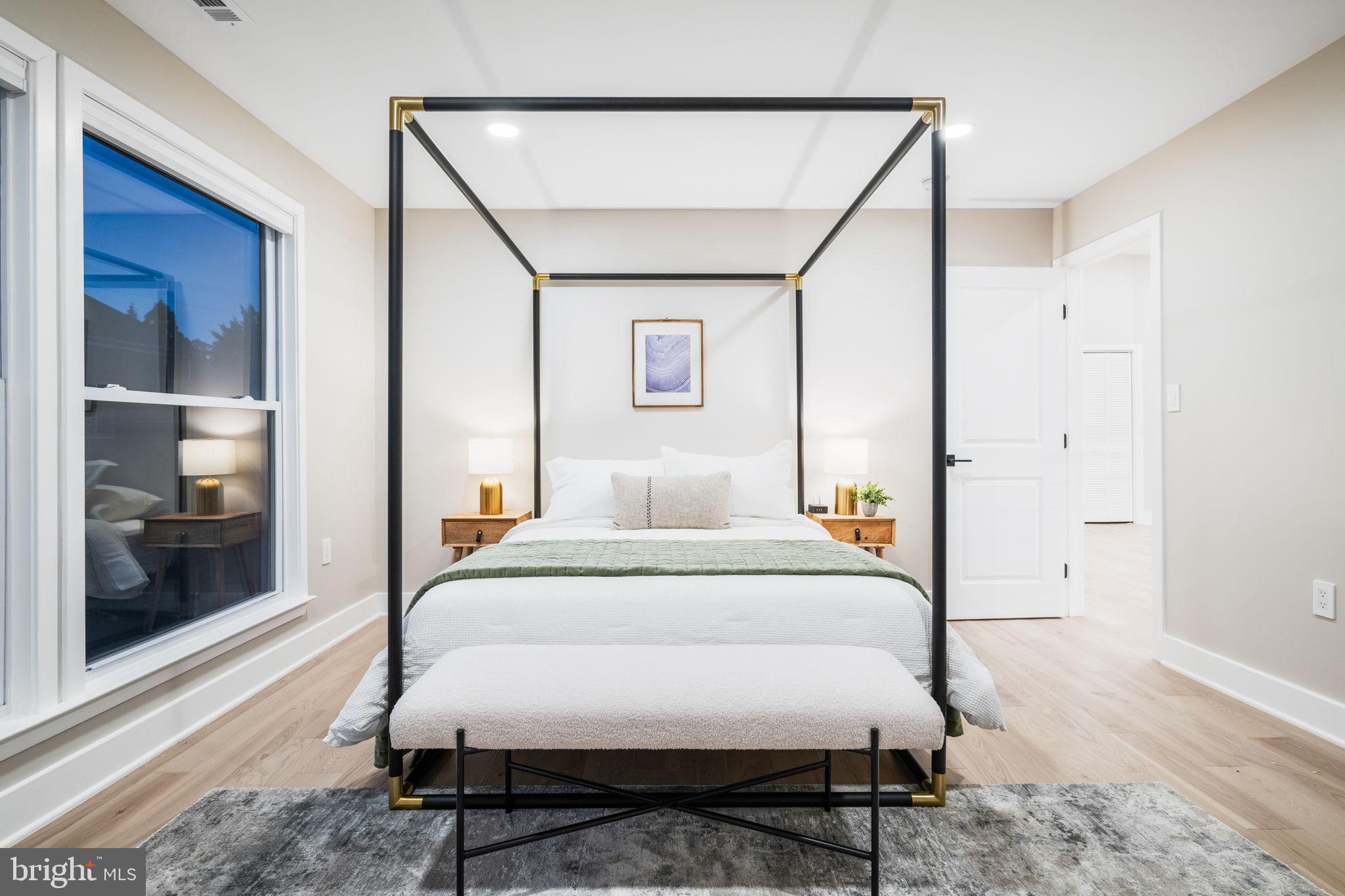 HARRISON GROVE - Residential