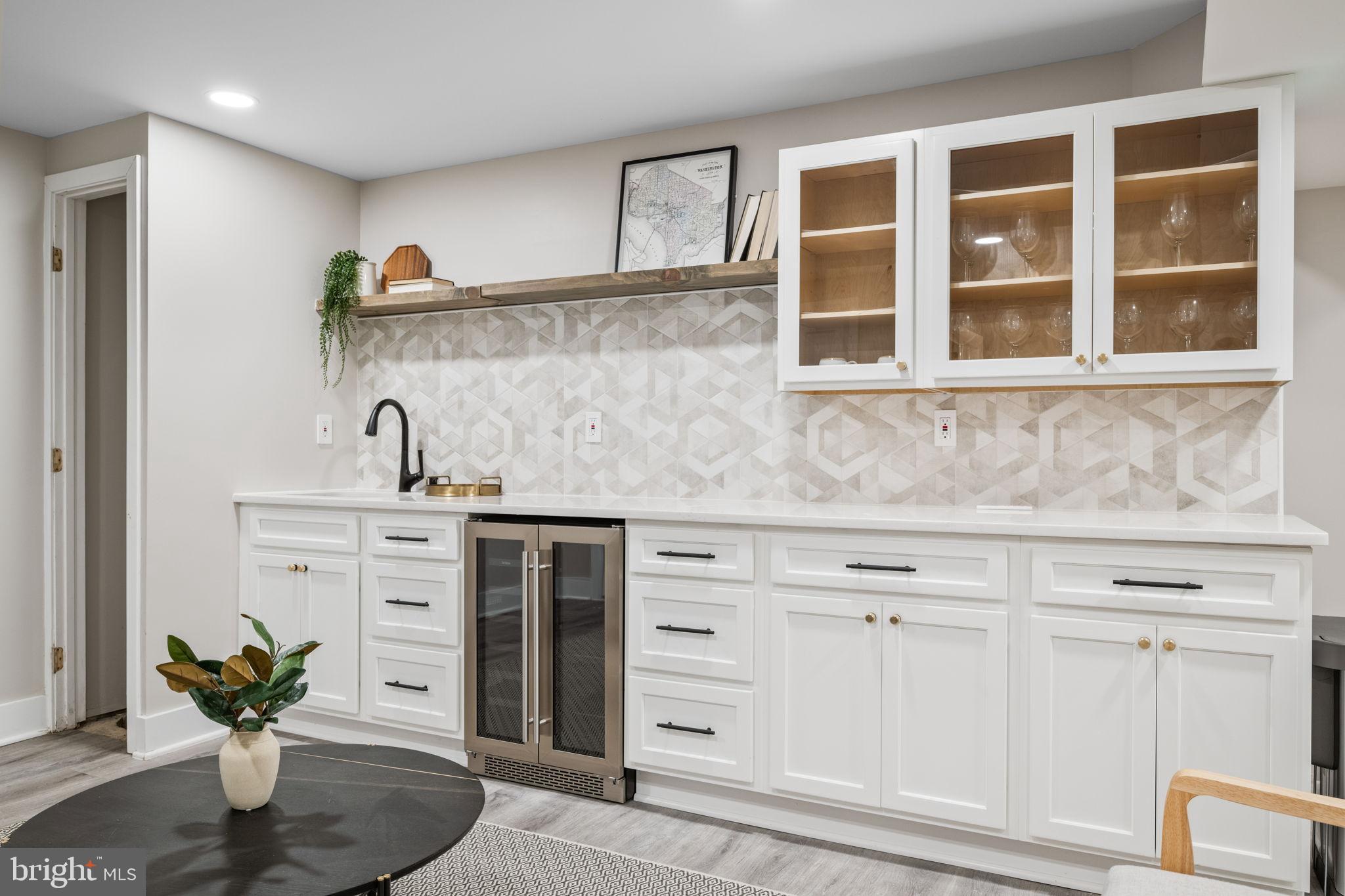 HARRISON GROVE - Residential