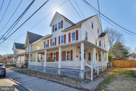 126 2nd, Quakertown, PA MLS: PABU2115800