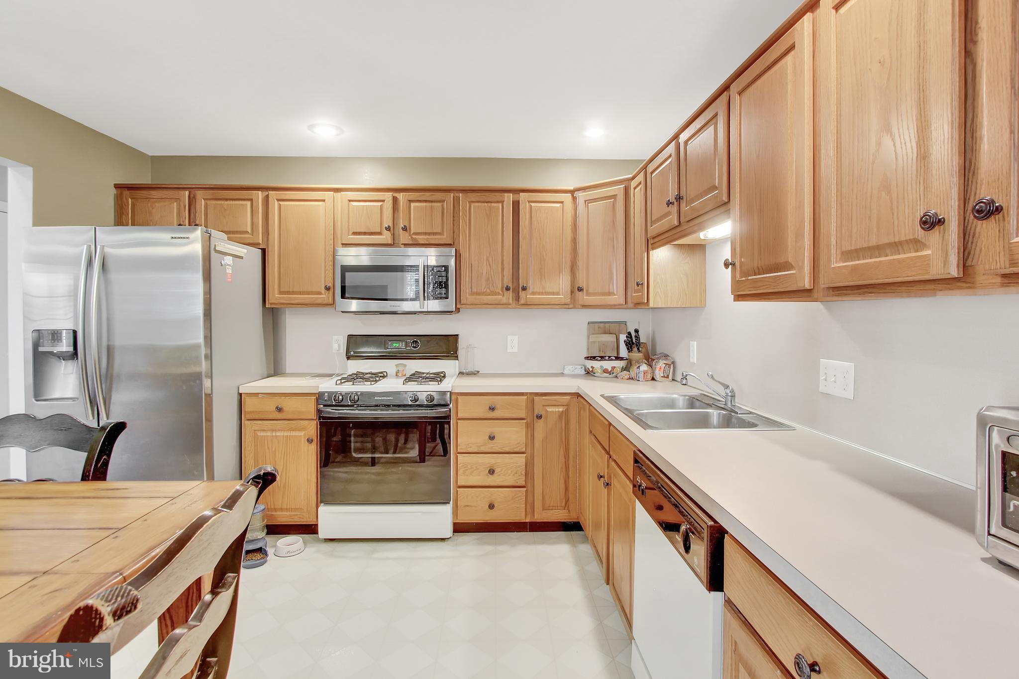 SUMMIT HILLS - Residential