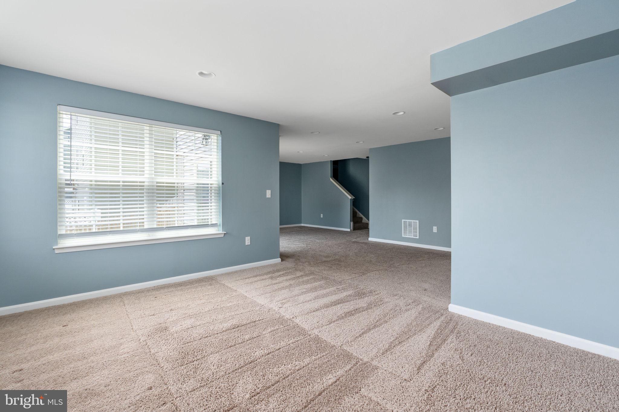 SOUTHGATE - Residential Lease