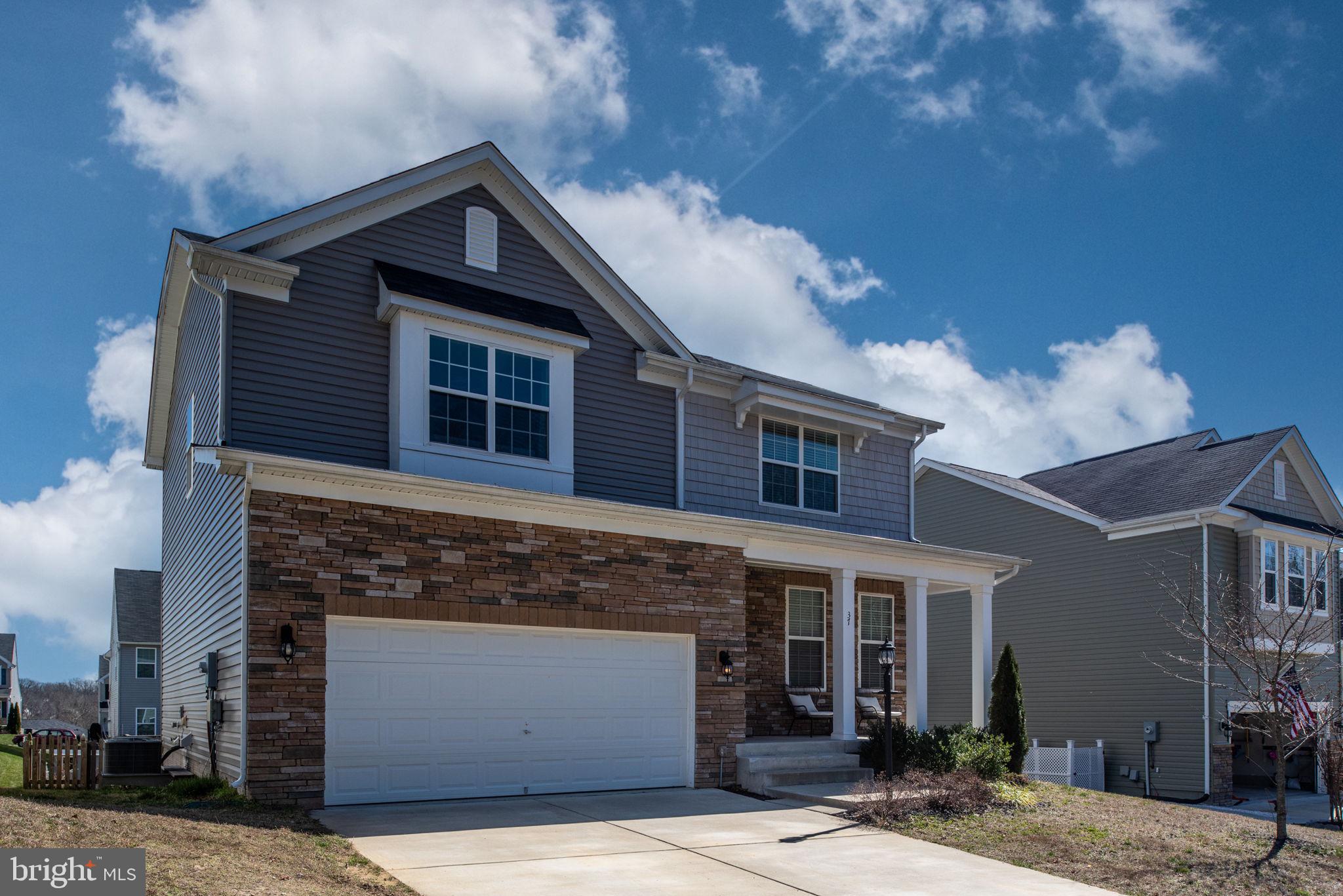 SOUTHGATE - Residential Lease