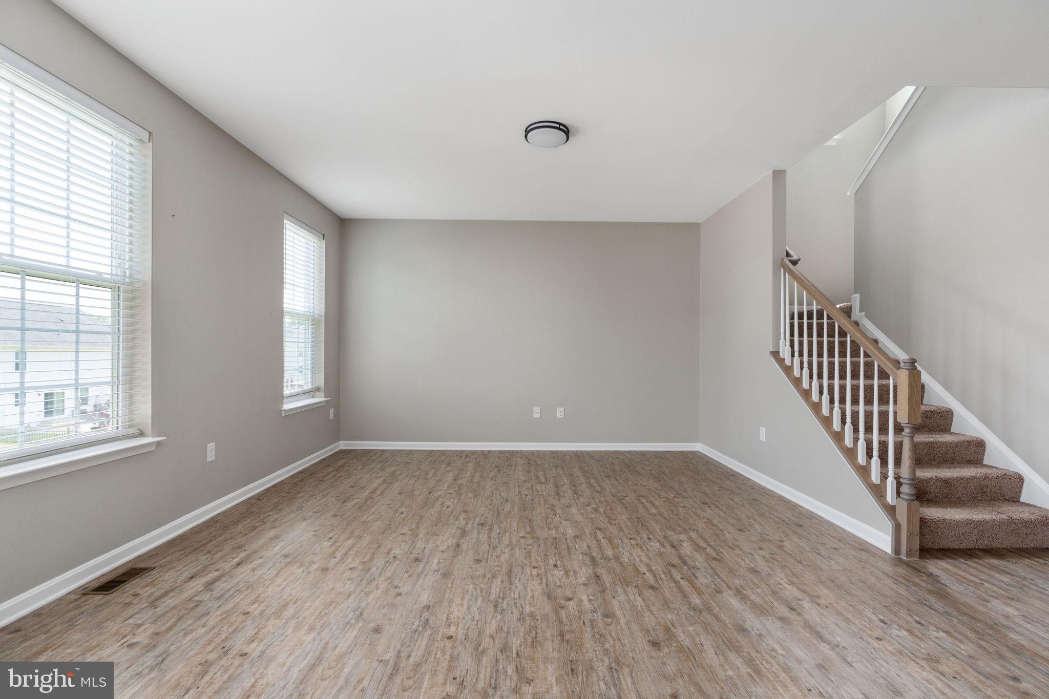 SOUTHGATE - Residential Lease